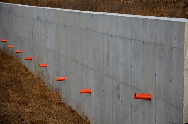 Cost of Retaining Wall Drainage in Marion